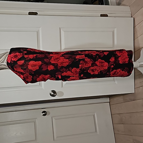 Connected Apperal Women Sheath Dress Red and black Size 8 - Picture 9 of 13
